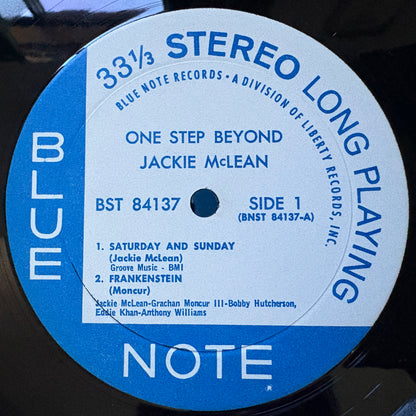 Jackie McLean – One Step Beyond / BST 84137 Blue Note US LP